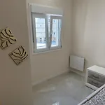 Au Centre مالقة