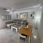 Au Centre شقة *