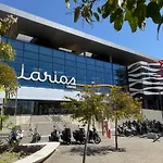 Au Centre